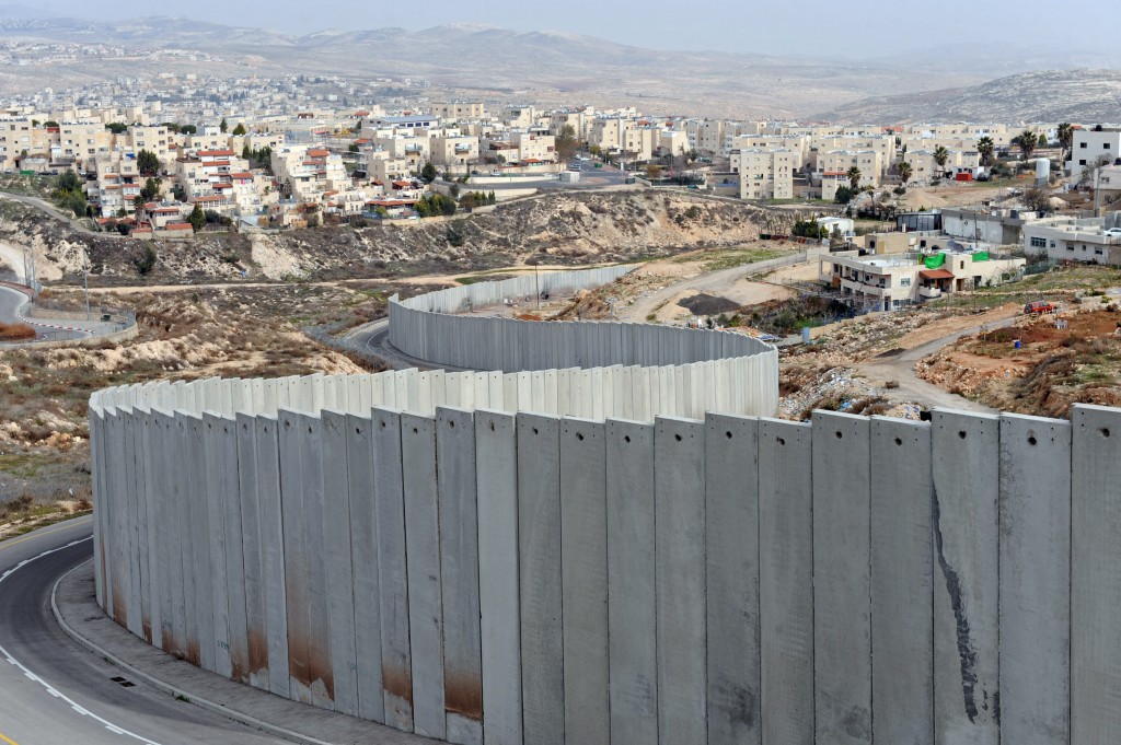 Netanyahoe en Herzog: verder richting apartheid ...